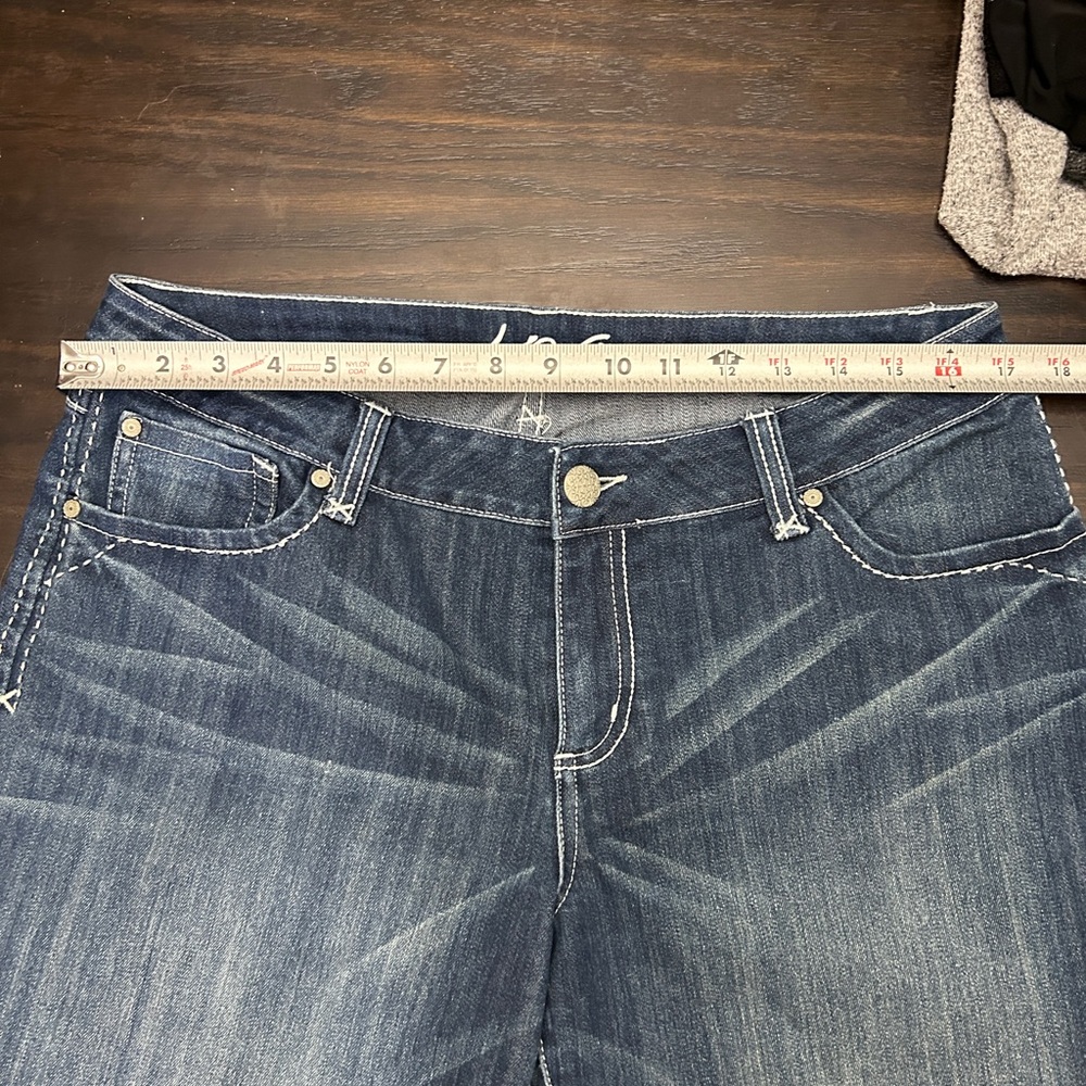 INC International Concepts Curvy Fit Dark Blue Capri Jeans size 14 - Picture 3 of 5
